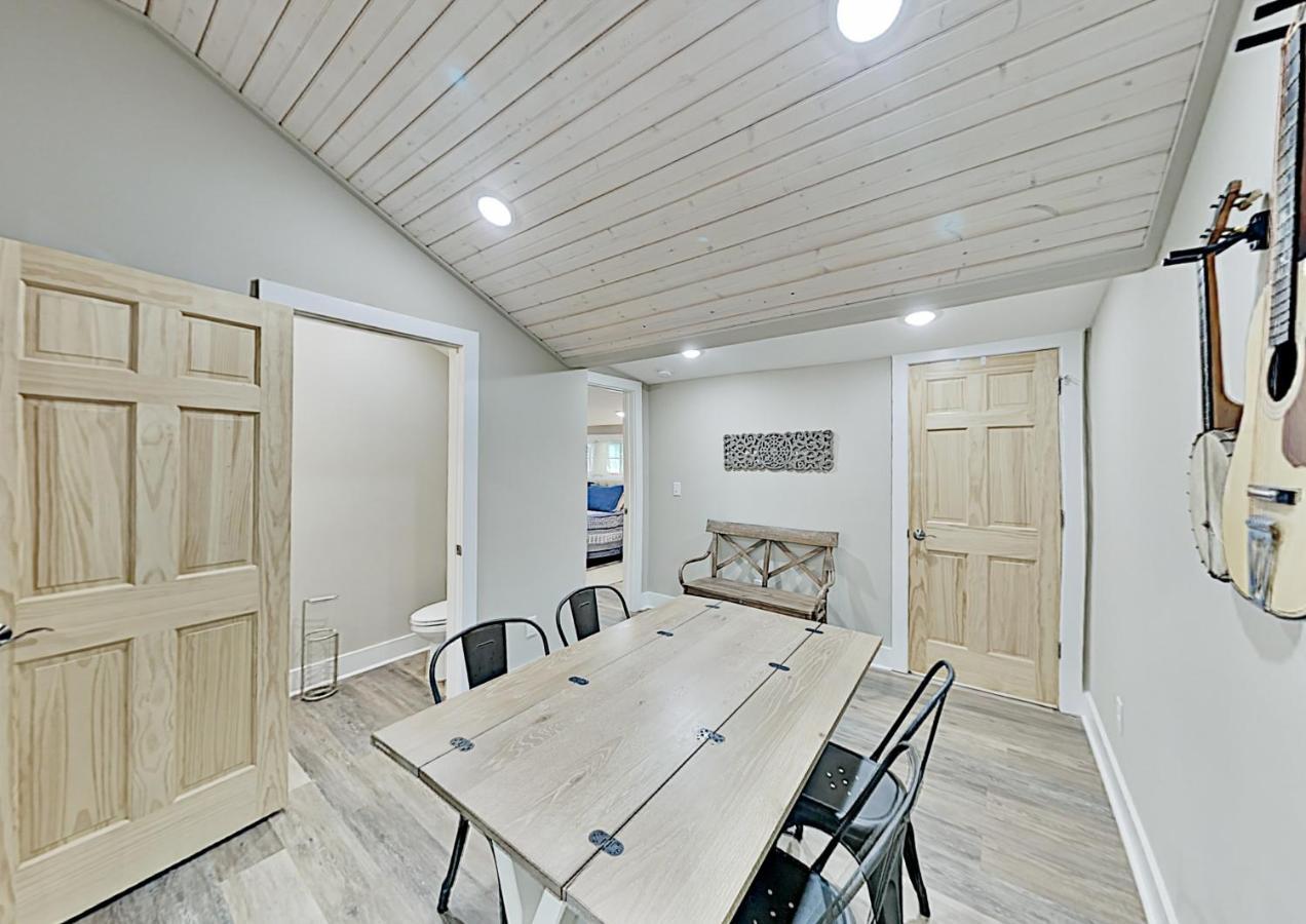 Holiday home Asheville Escape *